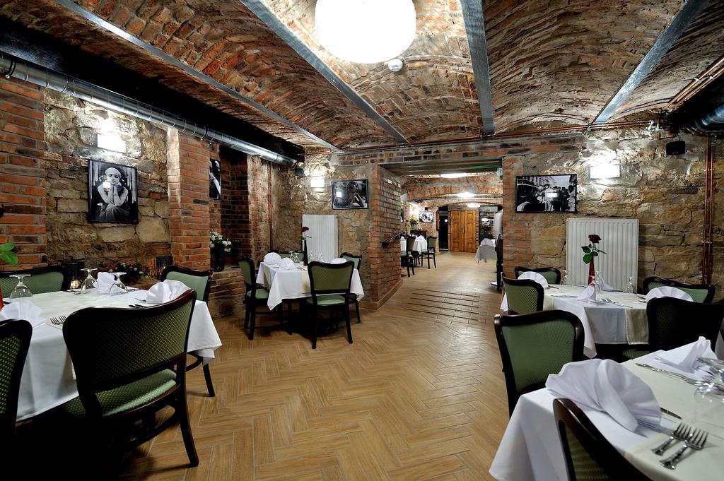 Hotel Centrum Sosnowiec Exterior foto